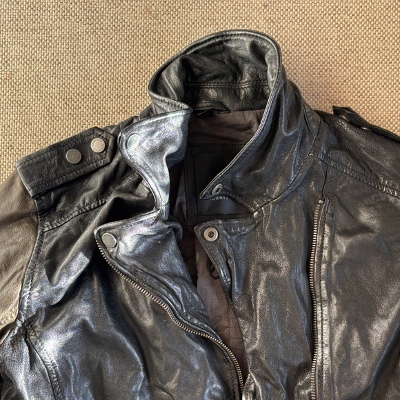 Mauritius Two-Tone Leather Motorcycle Jacket - Picture 2 of 8